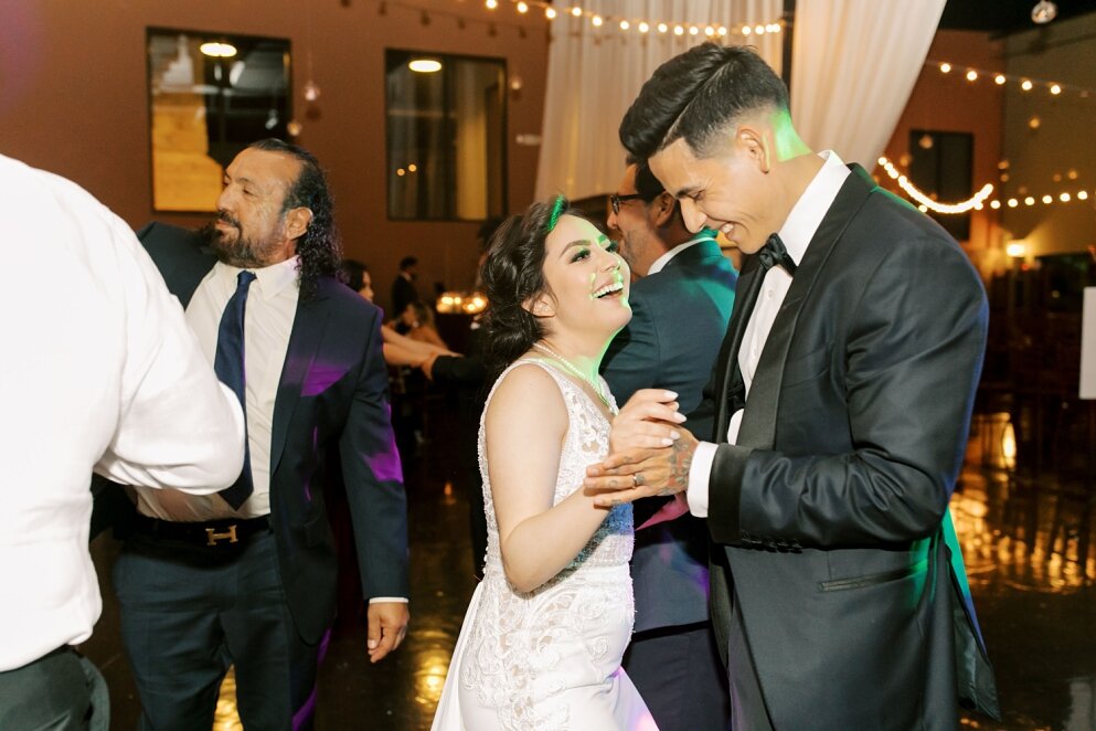 150-sunset-event-center-wedding-photographer-el-paso-texas-latina-bilingual (29).jpg