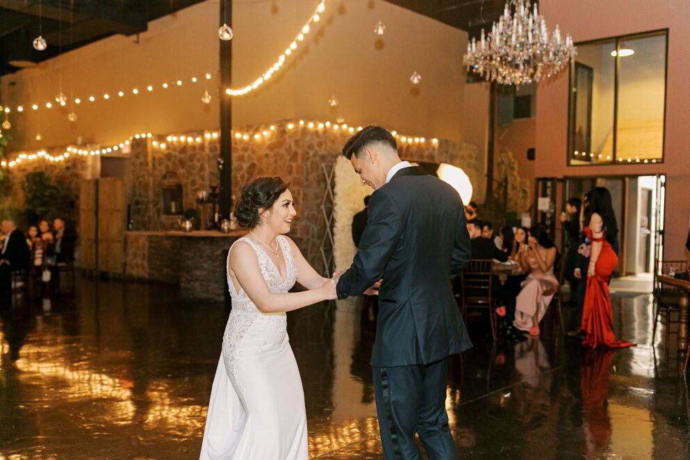 150-sunset-event-center-wedding-photographer-el-paso-texas-latina-bilingual (32).jpg