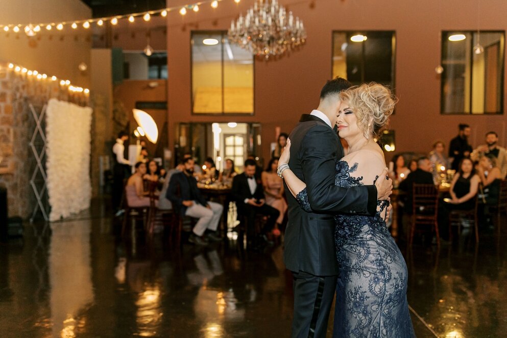 150-sunset-event-center-wedding-photographer-el-paso-texas-latina-bilingual (33).jpg
