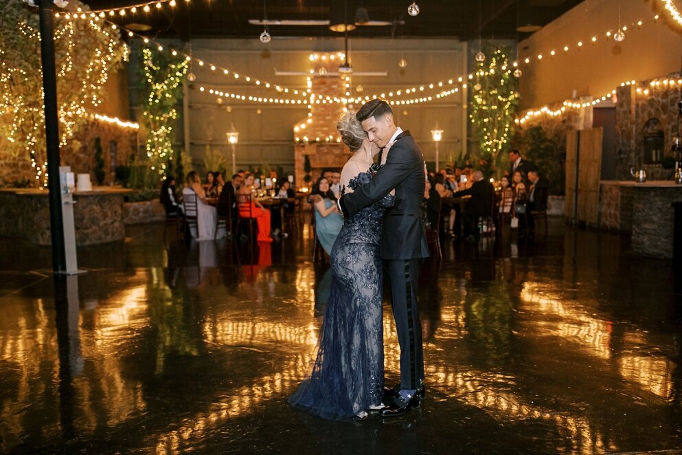150-sunset-event-center-wedding-photographer-el-paso-texas-latina-bilingual (35).jpg
